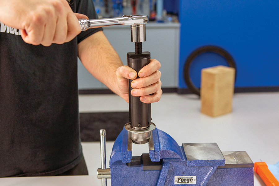 MIDUSA Motorcycle Parts. STEERING STEM BEARING TOOL FITS 2014/L